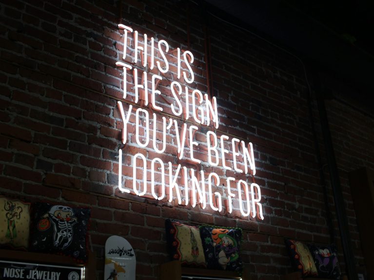 austin-chan-ukzHlkoz1IE-unsplash